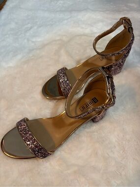 Glitter Block Heel Ankle-Strap Sandals in Lilac with Rose Gold Accents